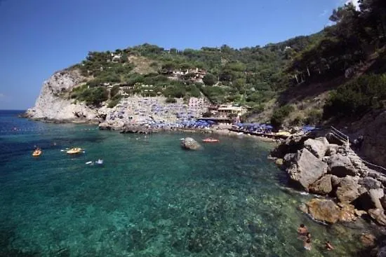 Dom wakacyjny Tuca Tuca Si, Sea View Terrace And Private Beach Monte Argentario